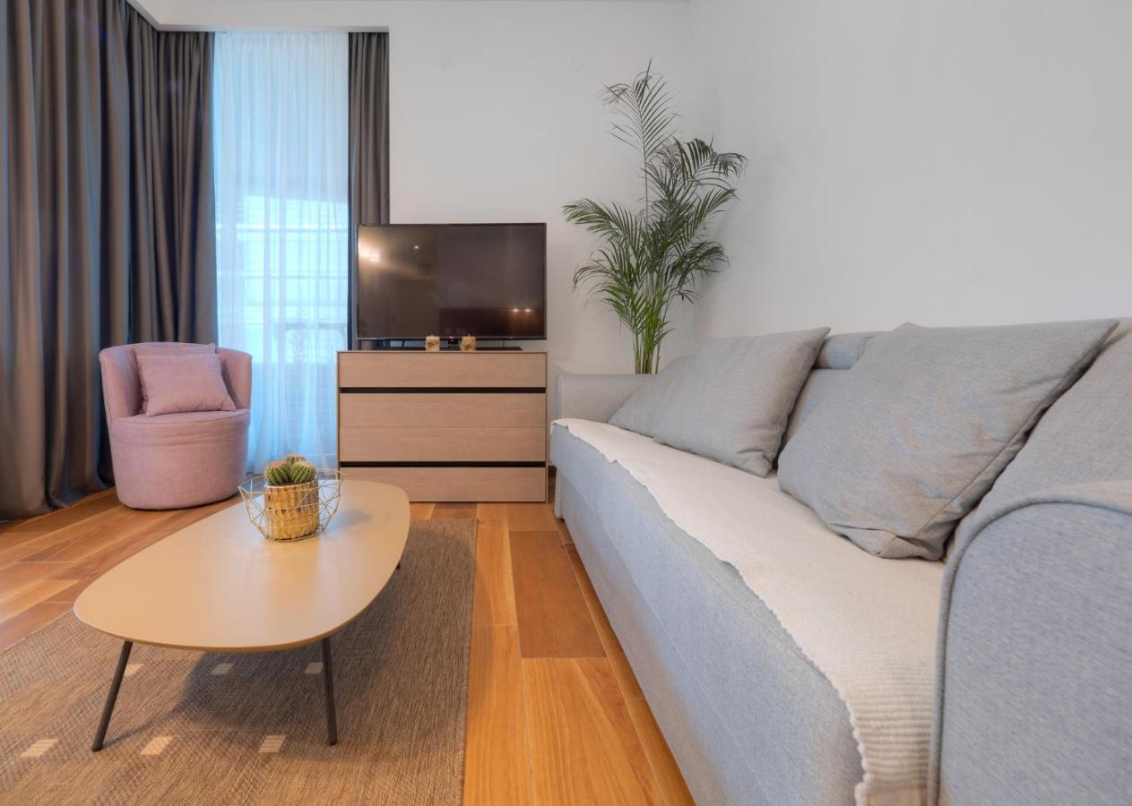 Apartments Garden Azure Budva Luaran gambar