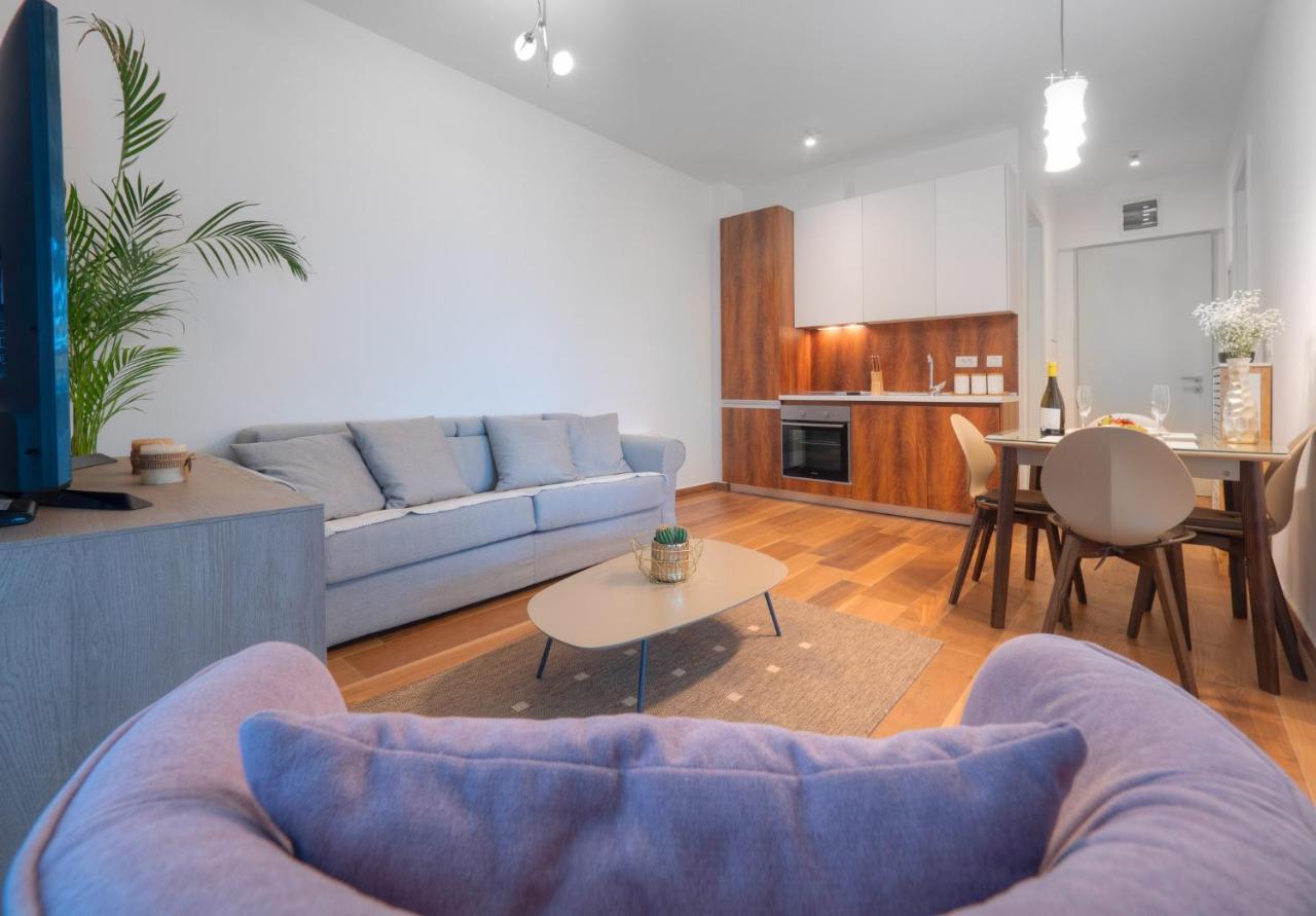 Apartments Garden Azure Budva Luaran gambar