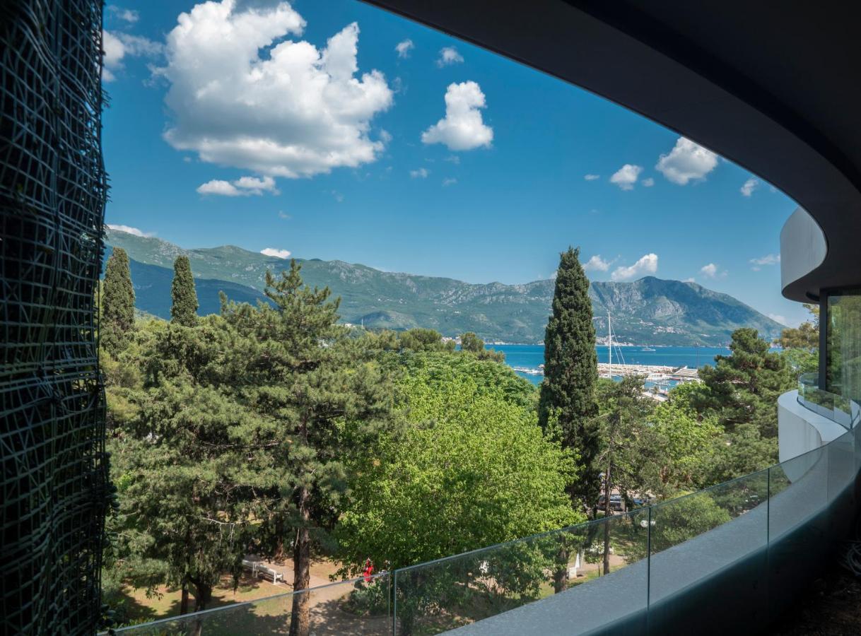 Apartments Garden Azure Budva Luaran gambar